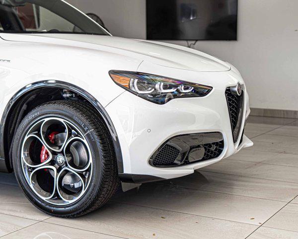 2025 Alfa Romeo Stelvio STELVIO AWD