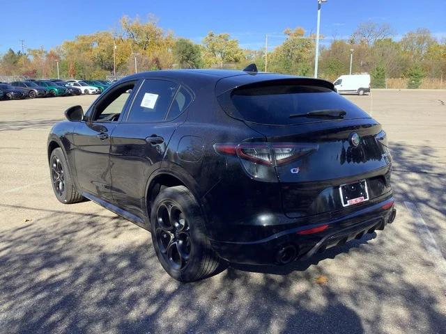 2025 Alfa Romeo Stelvio STELVIO INTENSA AWD 2025 Alfa Romeo Stelvio STELVIO INTENSA AWD