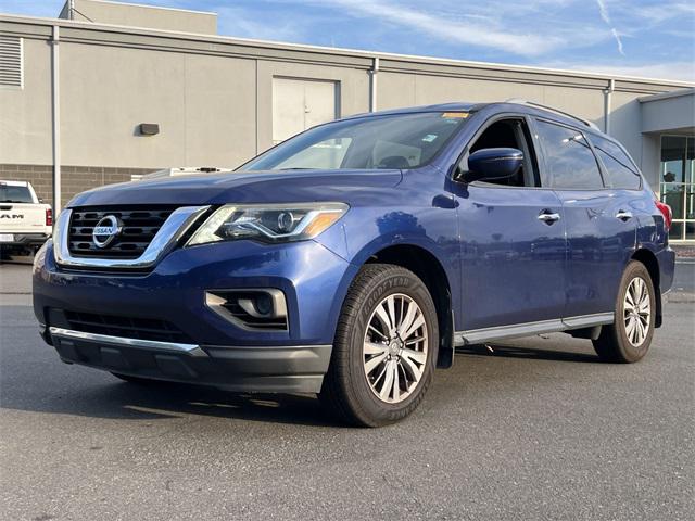 2018 Nissan Pathfinder S