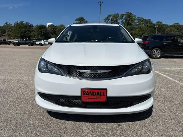 2021 Chrysler Voyager LXI 2021 Chrysler Voyager LXI