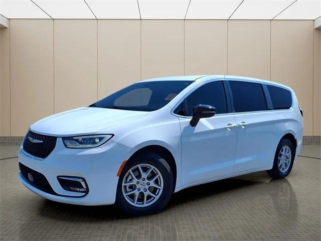 2024 Chrysler Pacifica Touring