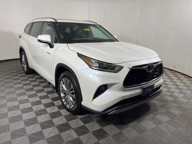 2020 Toyota Highlander Hybrid Platinum 2020 Toyota Highlander Hybrid Platinum
