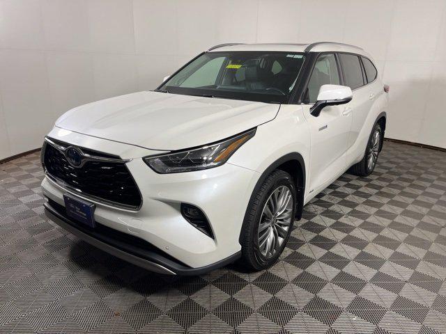 2020 Toyota Highlander Hybrid Platinum 2020 Toyota Highlander Hybrid Platinum