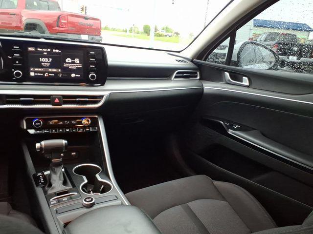 2023 Kia K5 LXS