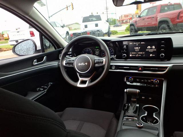 2023 Kia K5 LXS