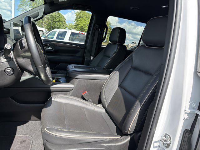 2024 Chevrolet Suburban 4WD Premier