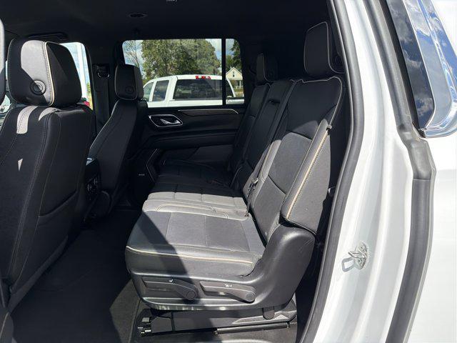 2024 Chevrolet Suburban 4WD Premier