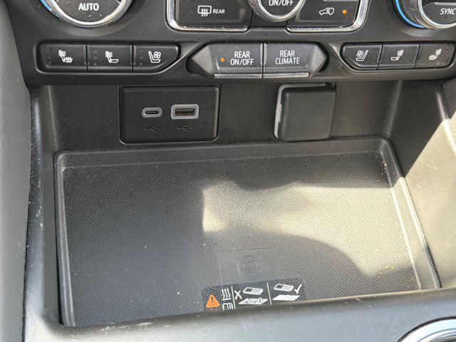 2024 Chevrolet Suburban 4WD Premier