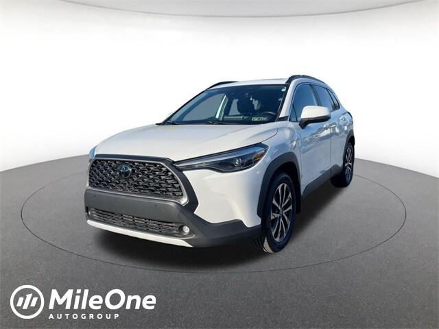 2022 Toyota Corolla Cross XLE 2022 Toyota Corolla Cross XLE