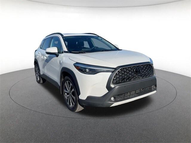 2022 Toyota Corolla Cross XLE 2022 Toyota Corolla Cross XLE