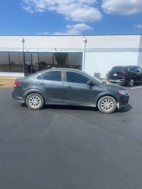 2020 Chevrolet Sonic FWD Sedan LT