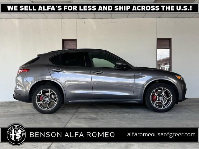 2022 Alfa Romeo Stelvio Ti AWD