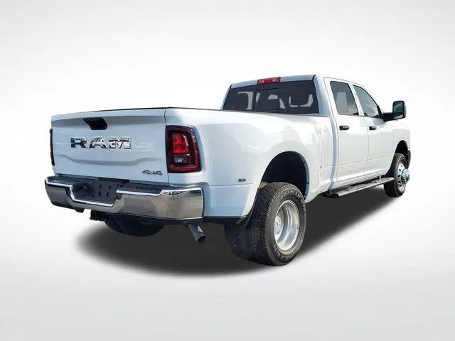 2025 RAM 3500 Tradesman Crew Cab 4x4 8 Box 2025 RAM 3500 Tradesman Crew Cab 4x4 8 Box