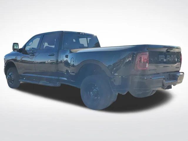 2025 RAM 3500 Laramie Crew Cab 4x4 8 Box 2025 RAM 3500 Laramie Crew Cab 4x4 8 Box