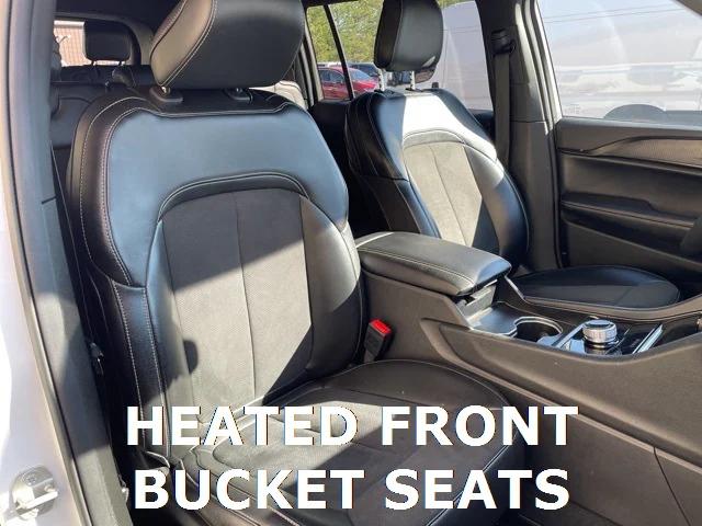 2024 Jeep Grand Cherokee L Altitude 4x4 2024 Jeep Grand Cherokee L Altitude 4x4