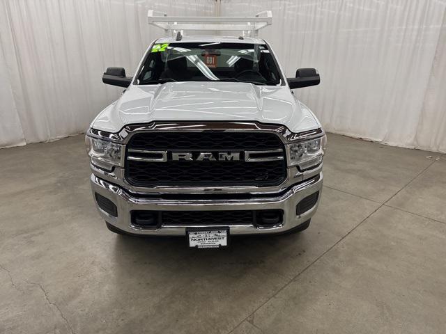 2022 RAM 2500 Tradesman Regular Cab 4x4 8 Box 2022 RAM 2500 Tradesman Regular Cab 4x4 8 Box