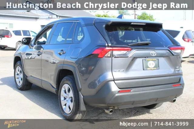2022 Toyota RAV4 LE