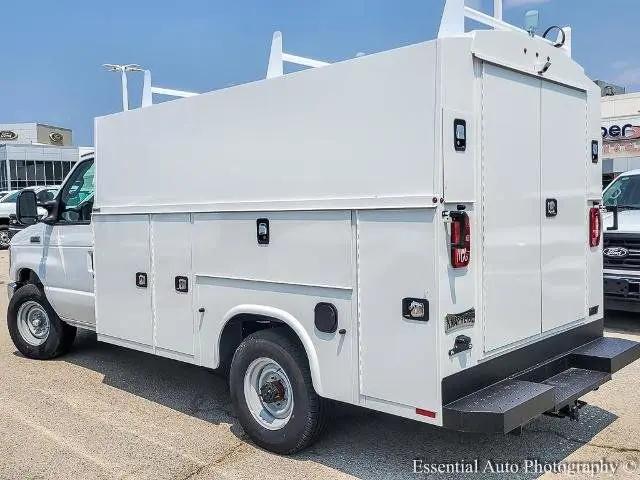 2026 Ford E-350 Cutaway E-Series Cutaway