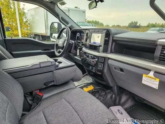 2024 Ford 600 XL