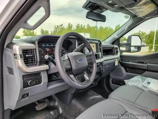 2025 Ford F-450 XL