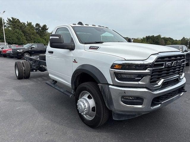 2025 RAM 5500 Chassis Tradesman/Big Horn 2025 RAM 5500 Chassis Tradesman/Big Horn
