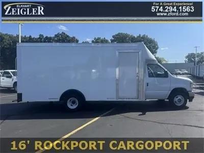 2026 Ford E-450 Cutaway E-Series Cutaway