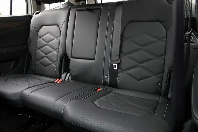 2026 Volkswagen Atlas SE