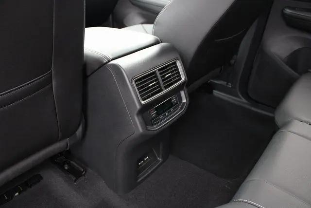 2026 Volkswagen Atlas SE