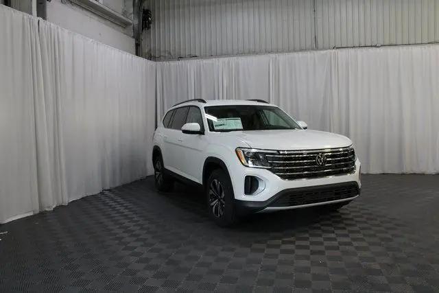 2026 Volkswagen Atlas SE