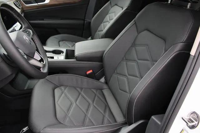 2026 Volkswagen Atlas SE