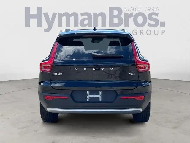 2019 Volvo XC40 T5 Momentum