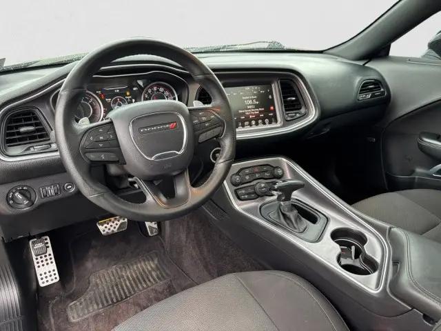 2016 Dodge Challenger R/T Shaker