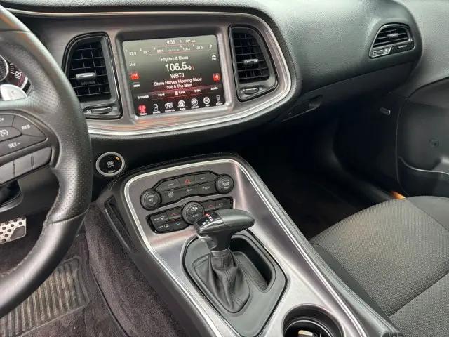 2016 Dodge Challenger R/T Shaker