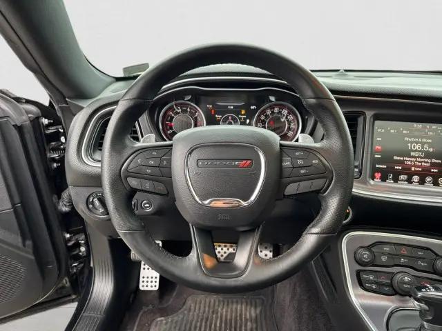 2016 Dodge Challenger R/T Shaker
