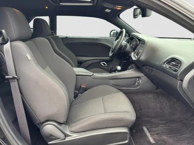 2016 Dodge Challenger R/T Shaker