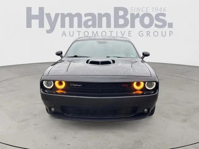 2016 Dodge Challenger R/T Shaker