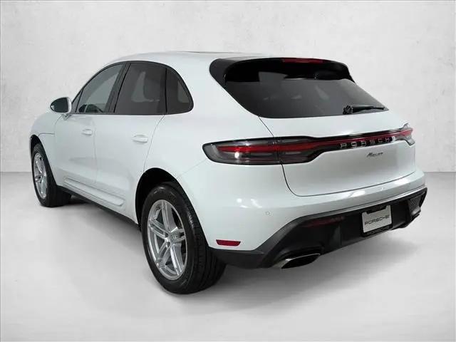 2025 Porsche Macan T
