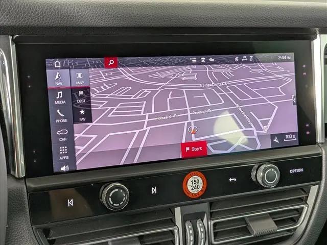 2025 Porsche Macan T