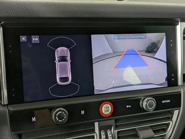 2025 Porsche Macan T