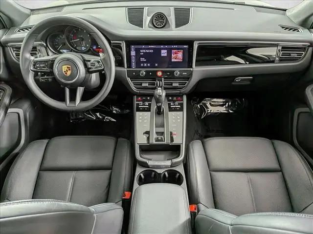 2025 Porsche Macan T