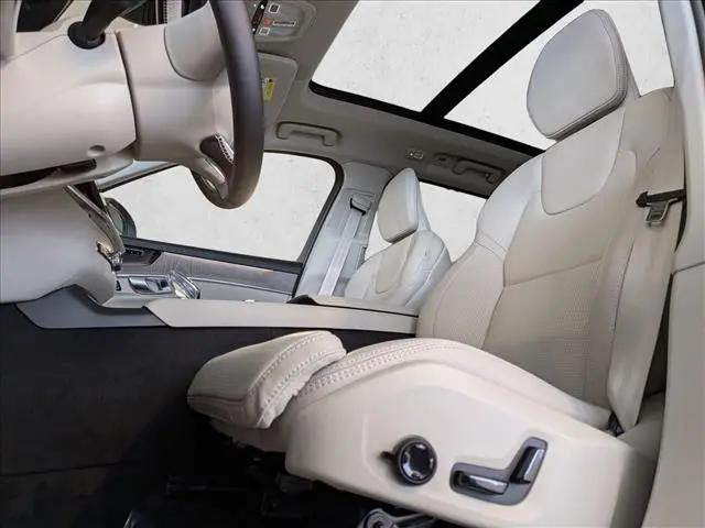 2026 Volvo XC90 Plug-In Hybrid Ultra, T8 AWD, Electric/Gasoline, Bright, 7 Seats