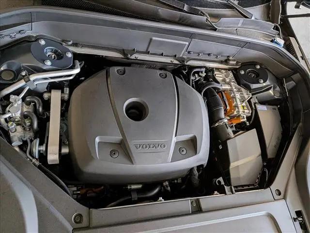 2026 Volvo XC90 Plug-In Hybrid Ultra, T8 AWD, Electric/Gasoline, Bright, 7 Seats