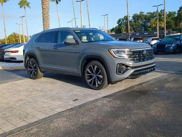 2026 Volkswagen Atlas Cross Sport SEL Premium R-Line