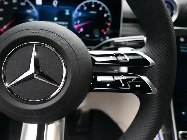 2026 Mercedes-Benz E-CLASS E 300 CLE 300