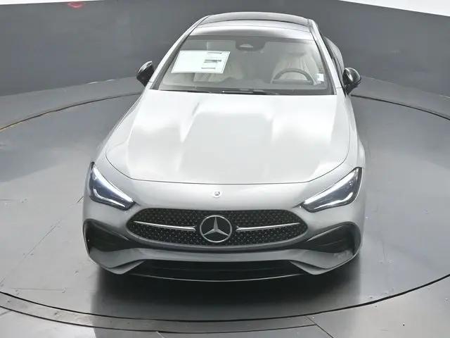 2026 Mercedes-Benz E-CLASS E 300 CLE 300