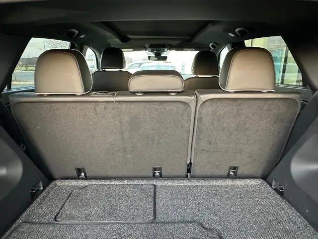 2026 Volkswagen Atlas Cross Sport SEL Premium R-Line