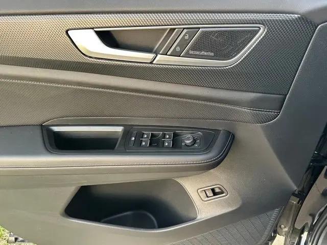 2026 Volkswagen Atlas Cross Sport SEL Premium R-Line