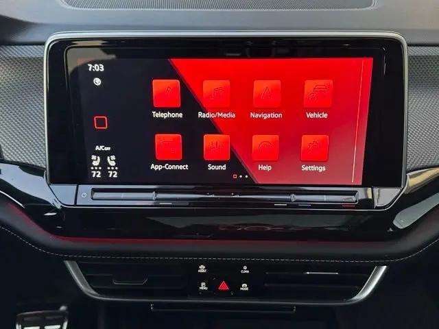 2026 Volkswagen Atlas Cross Sport SEL Premium R-Line