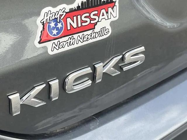 2025 Nissan Kicks S