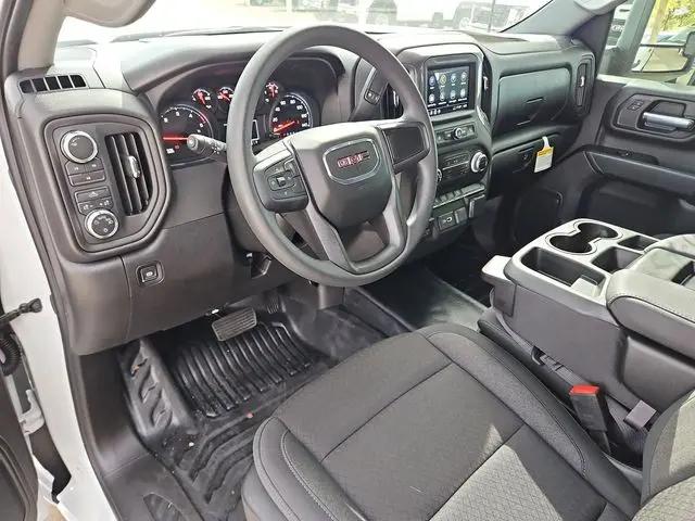 2026 GMC Sierra 2500HD Crew Cab, Long Bed, Pro, 4WD